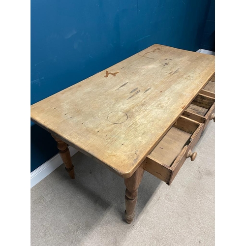 552 - 19th C. pine kitchen table with three drawers in the frieze, raised on turned legs {80cm H x 156cm W... 