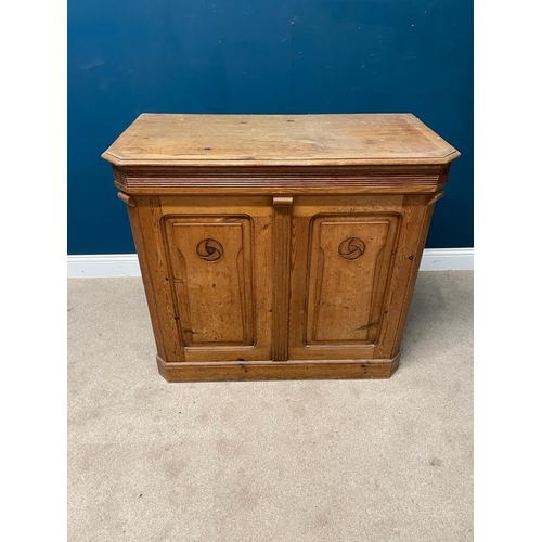 592 - Edwardian pine shop counter {93cm H x 105cm W x 54cm D}