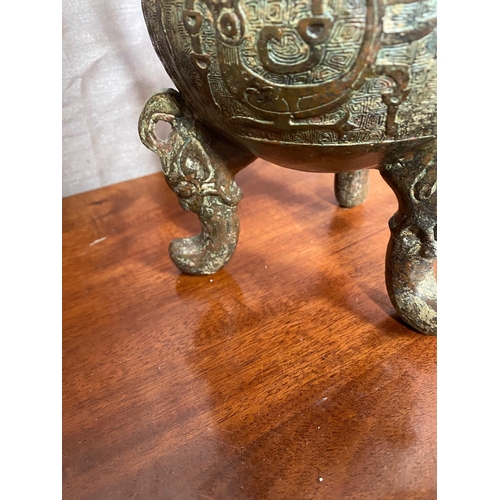 137A - Bronze Chinese incense burner. {32 cm H}.