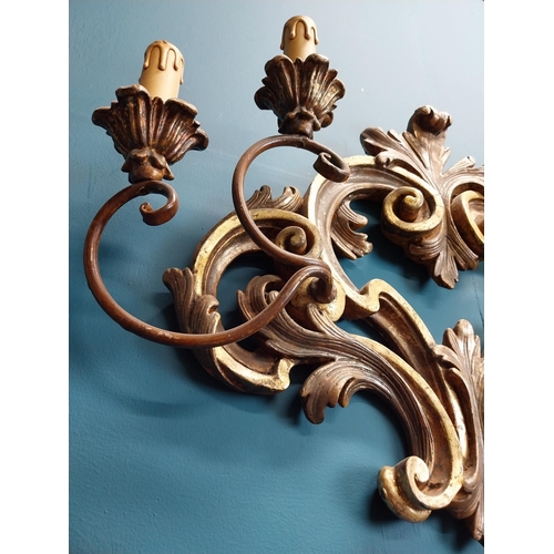 658A - Pair of good quality giltwood wall lights with scroll decoration. {41 cm H x 59 cm W x 11 cm D}.