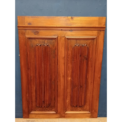 268 - Linen fold mahogany wall panel. {H 133cm x W 101cm x D 5cm }.