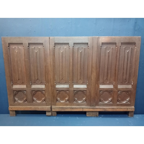 272 - Oak panel in the Gothic form. {H 96cm x W 152cm x D 6cm}.