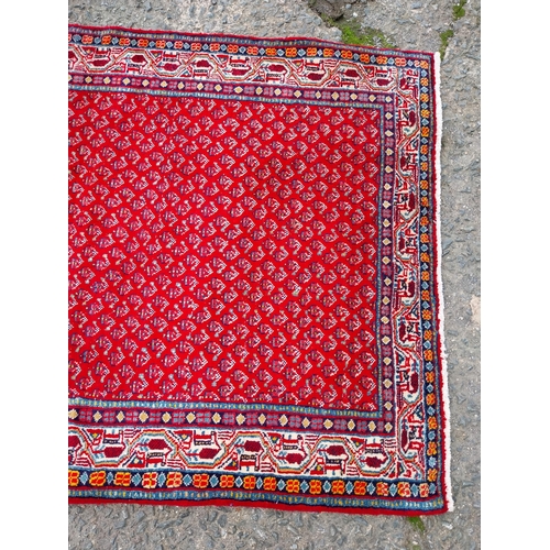 40 - Good quality decorative carpet runner {372cm L x 113cm W} (not available to view in person).
