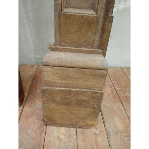 544 - Set of three wooden pillars with circular detail. {H 263cm x W 23cm x D 10cm }.