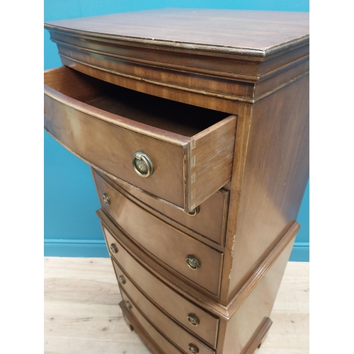 637 - Good quality Edwardian mahogany bow fronted chest on chest raised on bracket feet {130 cm H x 54 cm ... 