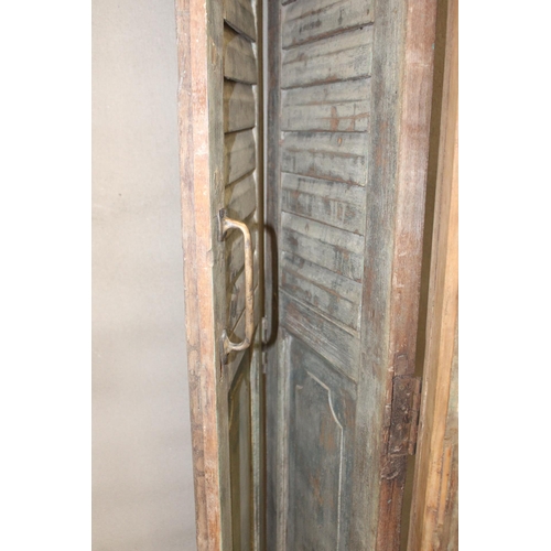 674 - 19th C. Linen fold double doors with shutter and complete frame {H 228cm x W  170 cm}.