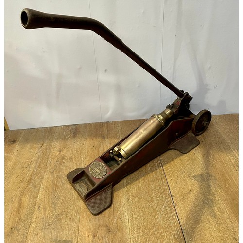 534 - 1930's Kismet car trolley jack  {H 52cm x L 98cm x D 28cm  }.