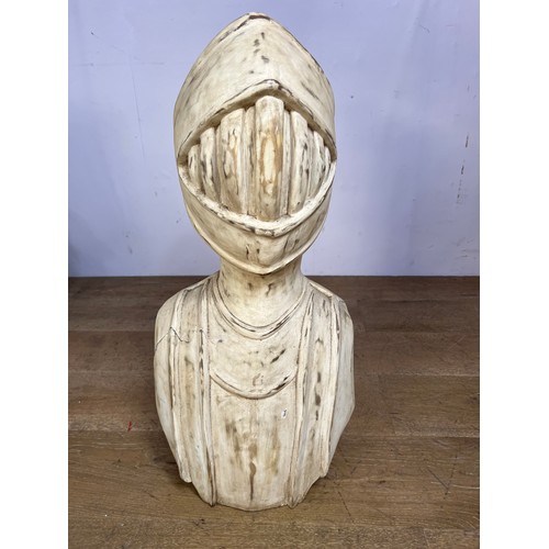 565 - Solid Wooden bust of knight  {H 73cm x W 35cm x D 27cm }.