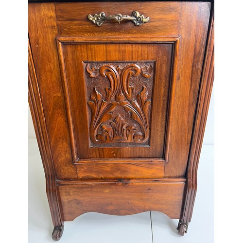 759 - Late 19th C. Mahogany Coal cabinet on casters with bevelled glass mirror {H 98cm x W 42cm x D 33cm}.