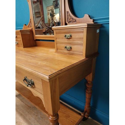 475 - Edwardian mahogany dressing table with mirror. {178 cm H x120 cm W x 56 cm D}.