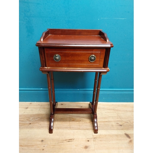 588 - Mahogany side table with single drawer in frieze. {65 cm H x 38 cm W x 30 cm D}.