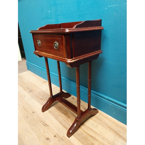 588 - Mahogany side table with single drawer in frieze. {65 cm H x 38 cm W x 30 cm D}.