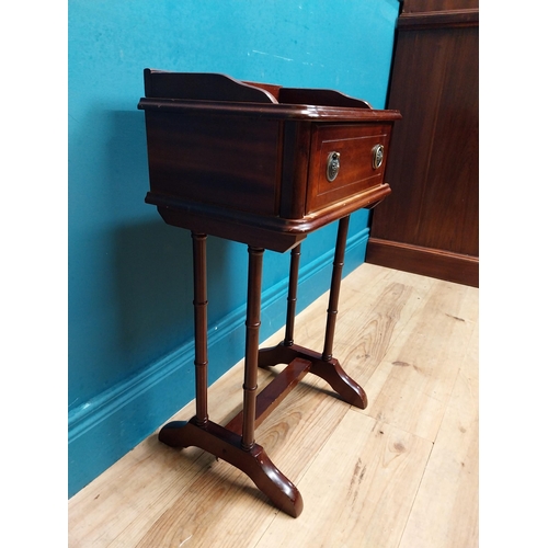 588 - Mahogany side table with single drawer in frieze. {65 cm H x 38 cm W x 30 cm D}.