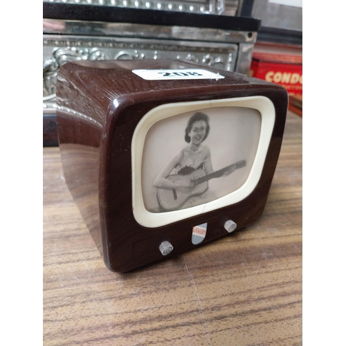 208 - 1950's Gantoy Bakelite jewellery box in the form of a TV. {10 cm H x 12 cm W x 10 cm D}.