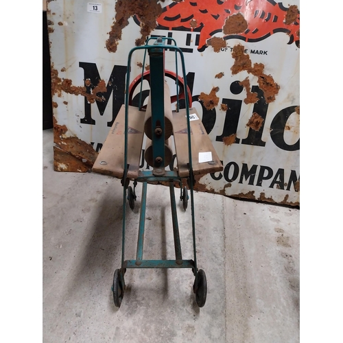 293 - 1950's Triang Child's Wringer. {48 cm H x 40 cm W x 20 cm D}.