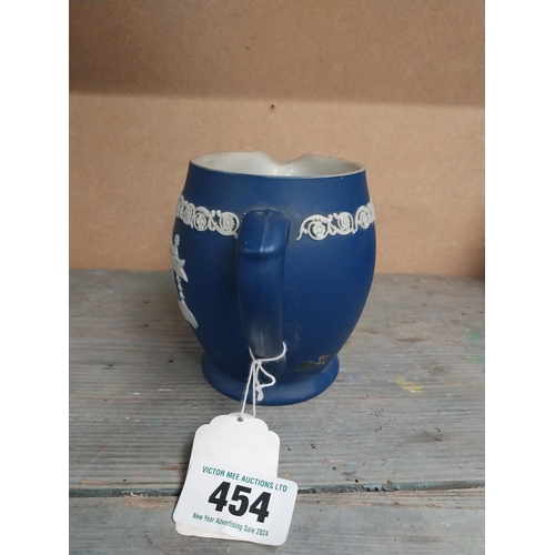 454 - Ross's of Belfast Ginger Ale ceramic water jug. {13 cm H x 16 cm W x 11 cm D}