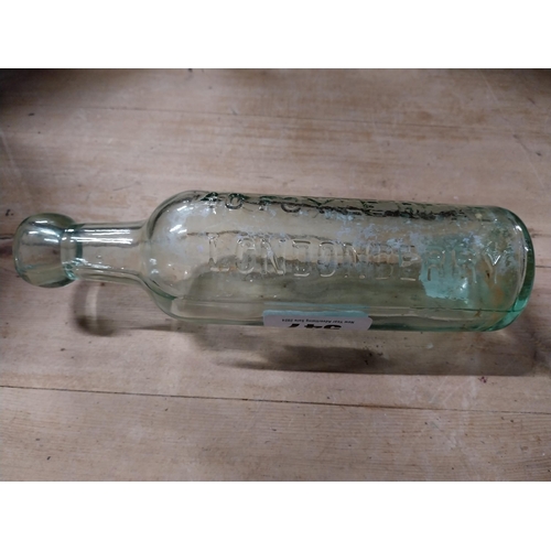 547 - City Bottling Co 40 Foyle Road Londonderry blob top bottle. {22 cm H x 6 cm Dia.}.