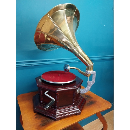 175 - Brass horn gramaphone {67 cm H x 55 cm W x 42 cm D}.