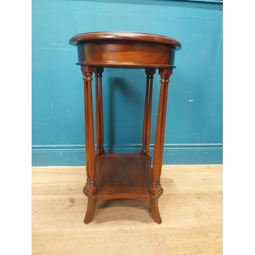 176 - Mahogany lamp table with single drawer in the frieze {70 cm H x 56 cm W x 40 cm D}.