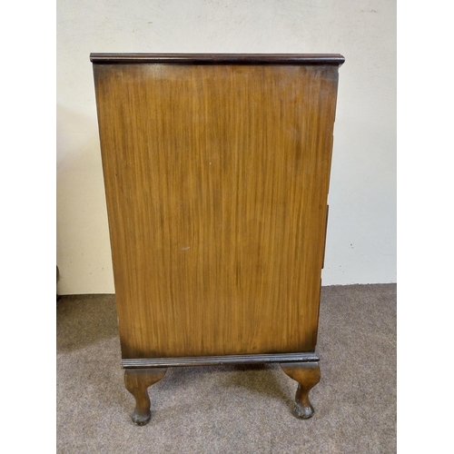 207 - Pair of 1950s walnut chest of drawers with four graduated drawers raised on cabriole legs {77 cm H x... 