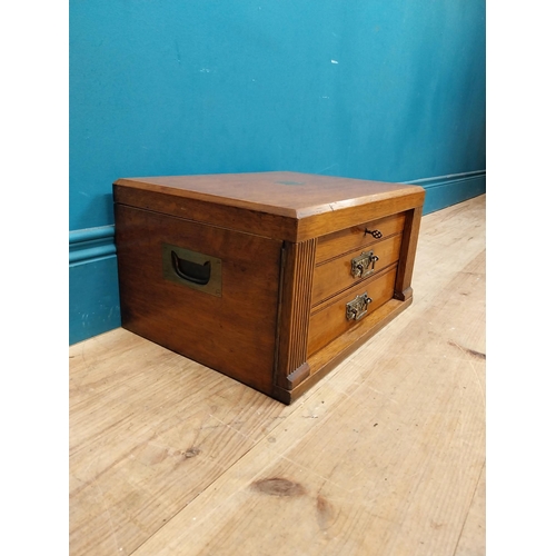 243 - Edwardian oak cased canteen of cutlery {22 cm H x 40 cm W x 29  cm D}.