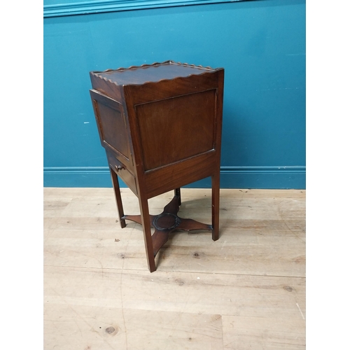 262 - Edwardian mahogany pot cupboard in the Georgian style {75 cm H x 36 cm W x 36 cm D}.