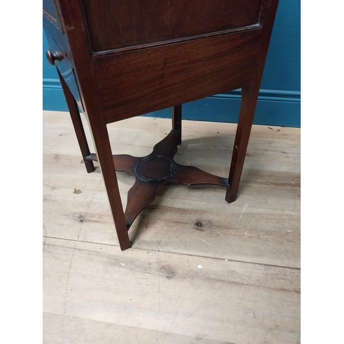 262 - Edwardian mahogany pot cupboard in the Georgian style {75 cm H x 36 cm W x 36 cm D}.