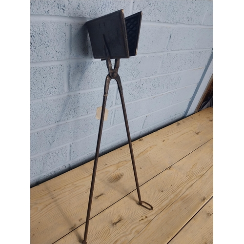 564 - Early 20th. C.  Wrought iron waffering iron  { 69cm H X 18cm W }.