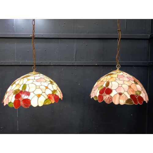 750 - Pair of stain glass ceiling lights in the Tiffany  style. { including chain 100cm H, Shade 30cm H X ... 