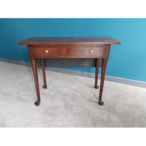 929 - Irish Georgian mahogany drop leaf table with single drawer in the frieze raised on cabriole legs.