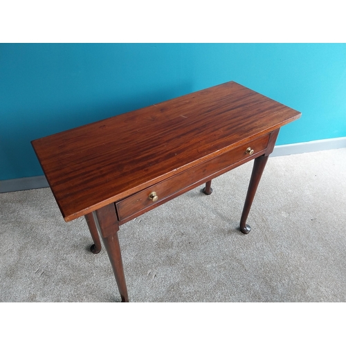 929 - Irish Georgian mahogany drop leaf table with single drawer in the frieze raised on cabriole legs.