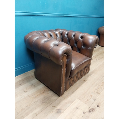 99 - Good quality leather deep buttoned Chesterfield club chair {73 cm H x 93 cm W x 90 cm D}.