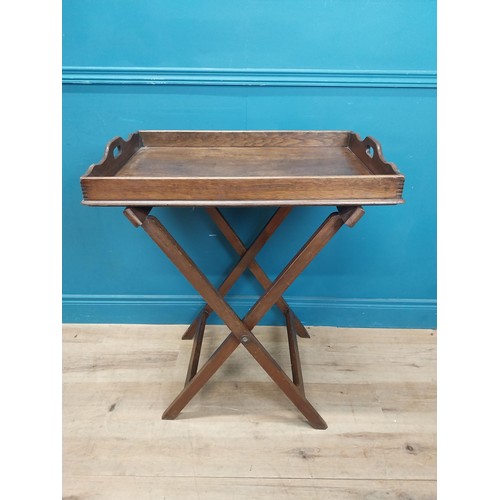 109 - 19th C. oak butlers table {87 cm H x 69 cm W x 48 cm D}.