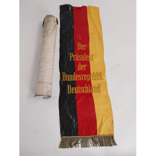 143 - Pre WWII Der Prasident der Bundesrepublik Deutschland German political sash{76 cm H x 25 cm W}.