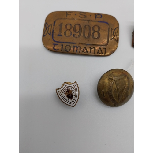 425a - Misc. lot - F.S.P. Tiomanai 18908 (Irish Public Service Vehicle Driver) Badge, �glaigh na h�ireann
(... 