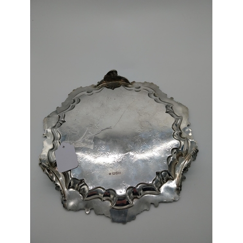 504 - Decorative English silver tray. Hallmarked in Chester 1907- 8 Maker's Barker Brothers. 153grms.