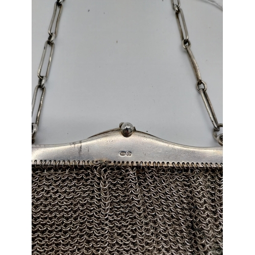 514 - Sterling Silver Mesh handbag 166g