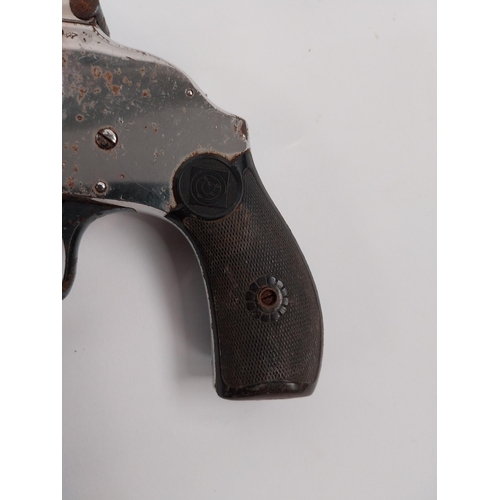 62 - Early 20th C. decommissoned revolver. {20 cm L}.