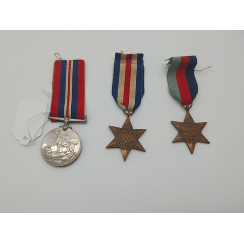 319a - Set of three WW II medals - War Medal 1939-1945 with Ribbon, France and Germany 1939 - 1945 Star wit... 