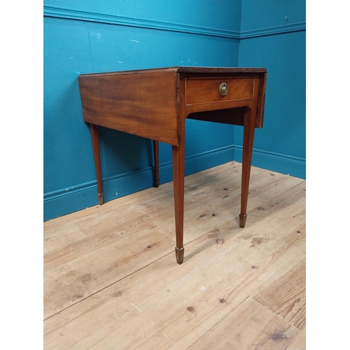 871 - Georgian mahogany drop leaf table with single drawer {73 cm H x 78 cm W x 47 cm D}.