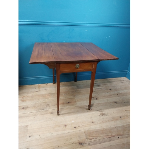 871 - Georgian mahogany drop leaf table with single drawer {73 cm H x 78 cm W x 47 cm D}.