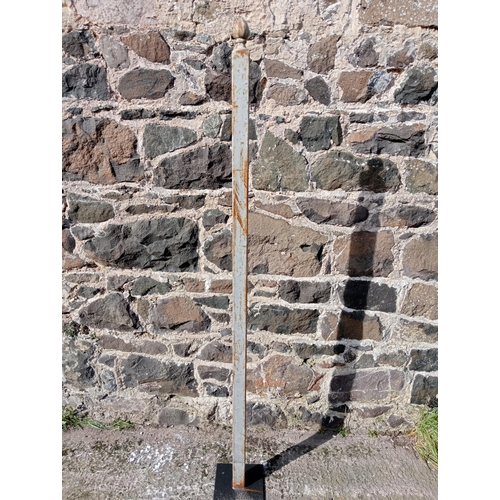 1021 - Metal hitching post {H 176cm x W 20cm x D 20cm }.