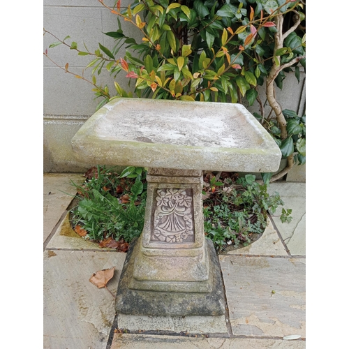 121 - Composition bird bath {H 53cm x D 4cm x D 4cm }.