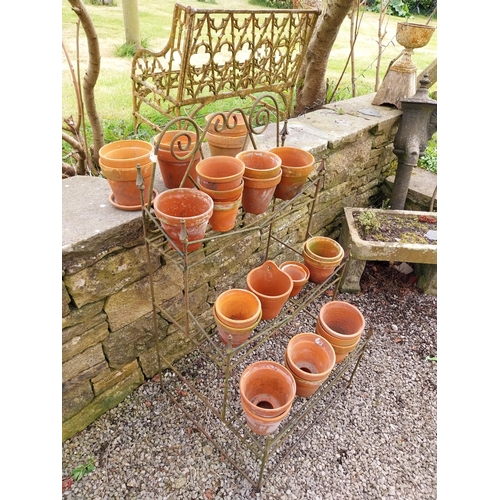 179 - Large collection of terracotta plant pots.
17Hcmx 18Wcm ,(biggest) 9Hcmx10Wcm(smallest) in collectio... 