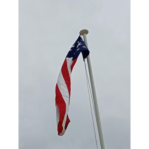 455 - Flagpole with confederate flag {6 metres}. (NOT AVAILABLE TO VIEW IN PERSON)