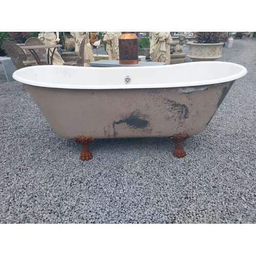 456 - French enamel bath on decorative cast iron lions paw feet {66 cm H x 172 cm W x 86 cm D}.