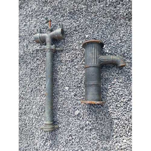 467 - Cast iron sink pump and brass water pump {44 cm H x 32 cm W x 17 cm D and 107 cm H x 30 cm W x 10 cm... 