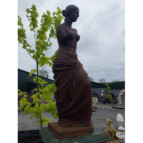 545 - Good quality cast iron statue of Venus de Milo {150 cm H x 48 cm W x 48 cm D}.