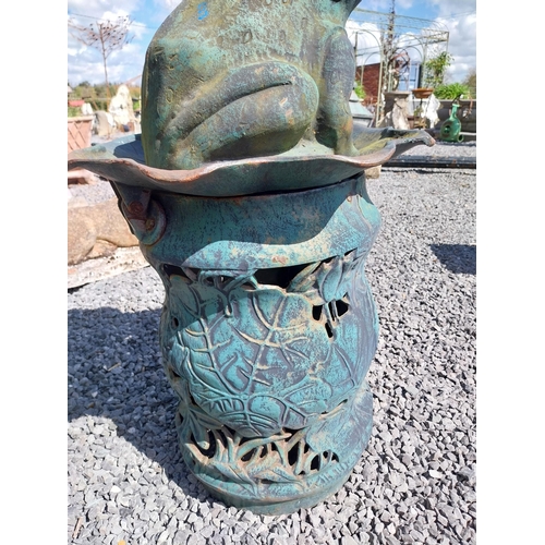 823 - Cast iron garden heater in the form of a Frog {90 cm H x 48 cm Dia.}.