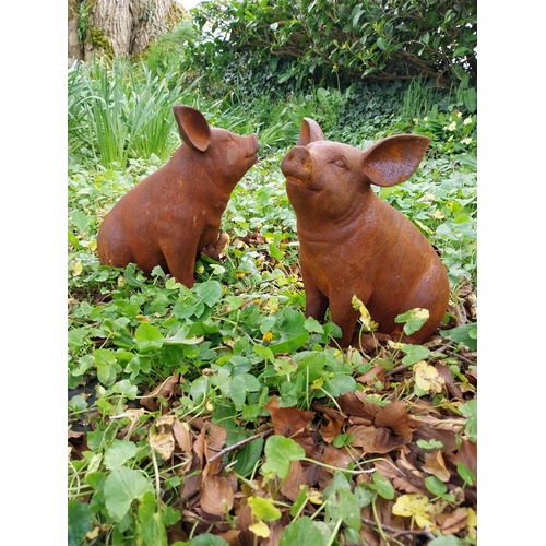 88 - Pair of wrought iron statue of Piglets {30 cm H x 26 cm W x 19 cm D}.